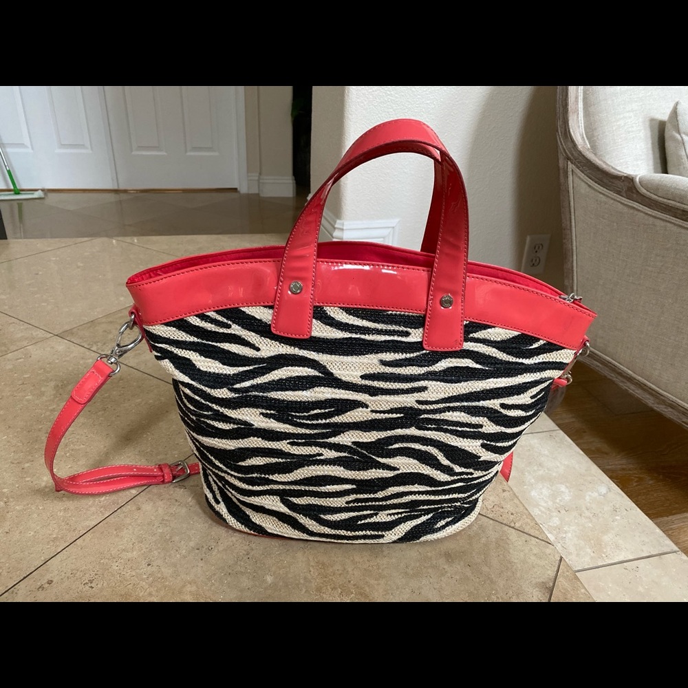 Bag - Picture 2 of 3